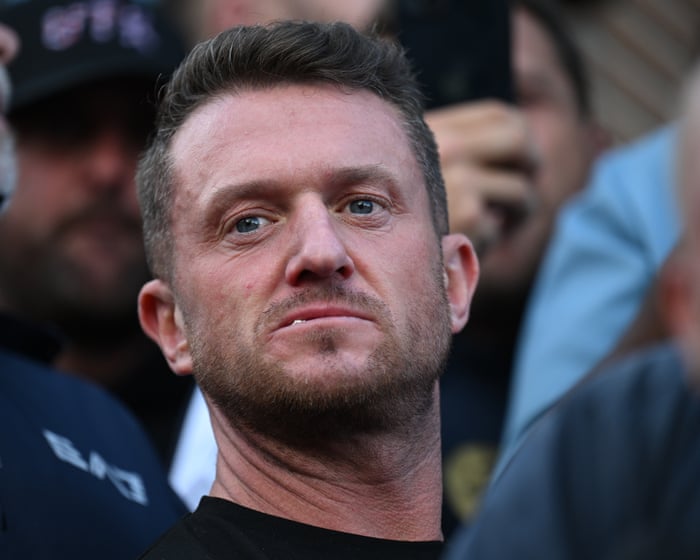 Police stop Tommy Robinson on his way back to London from Russian trip