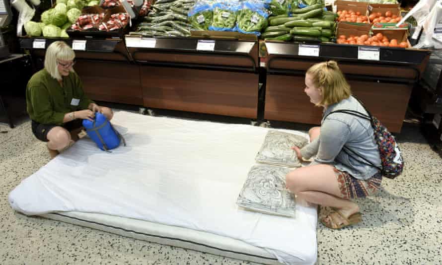 Customers were invited to bed down in a Helsinki supermarket to cool off.
