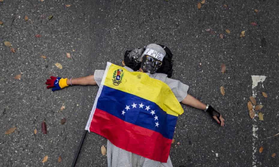 Venezuelan woman protests