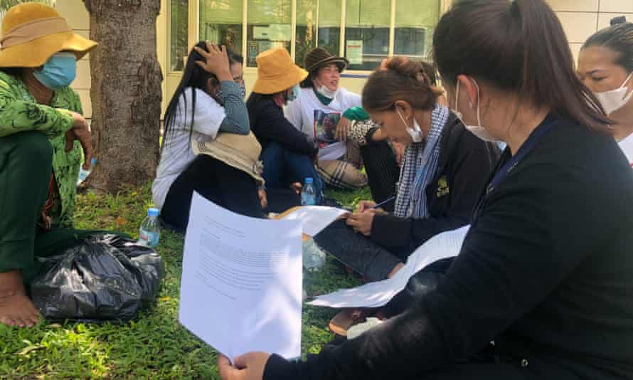 Members of the ‘Friday wives’ prepare to sign a petition calling for their jailed husbands’ release in front of Phnom Penh’s Australian embassy.
