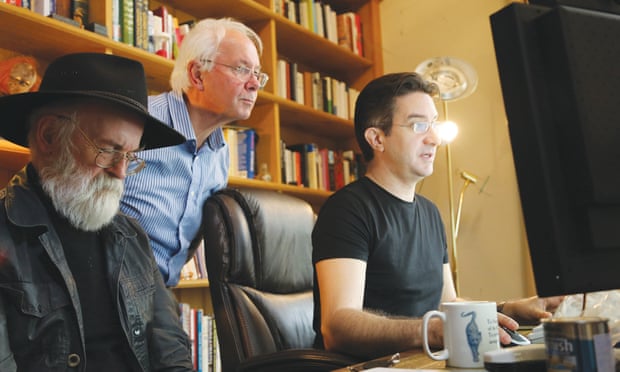 Pratchett, Ian Stewart and Rob Wilkins in 2012.