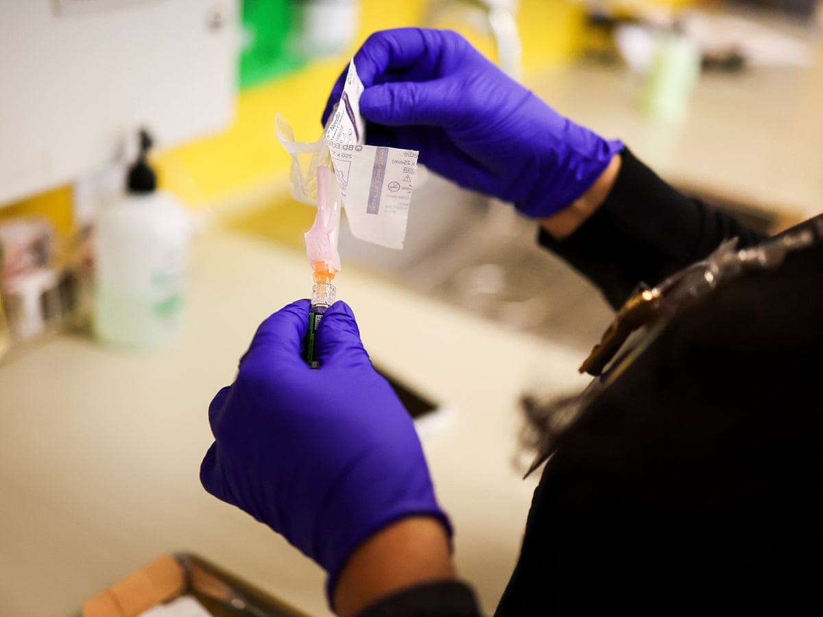 Top Us Medical Body to Review Vaccine Effectiveness as Government ‘abdicates’ Responsibility