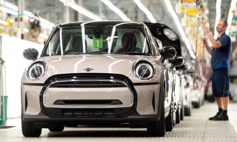 About 4,000 jobs will be saved in Oxford and Swindon after BMW backed the production of EV Minis there. 