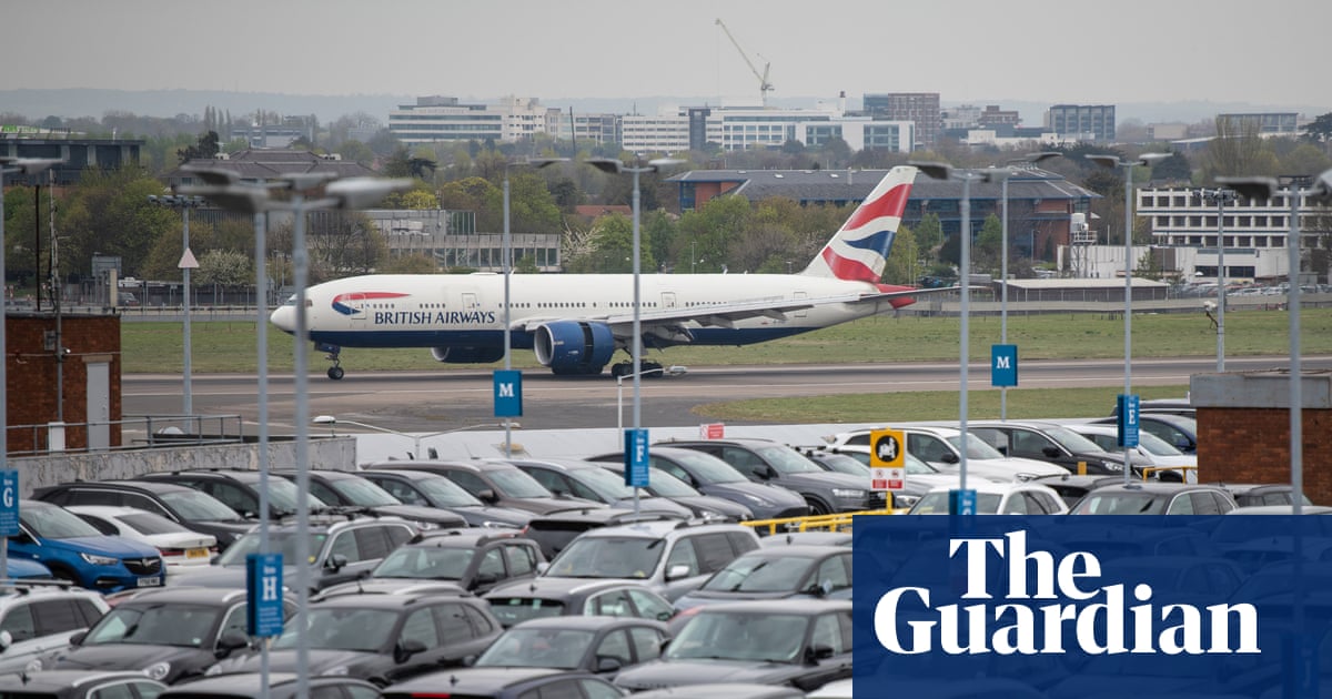 Heathrow airport roads reopen after flooding from burst water main