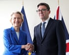 Brexit geri döndü ama İngiliz seçmenler bu geri dönüşü düşünmeye hazır mı?