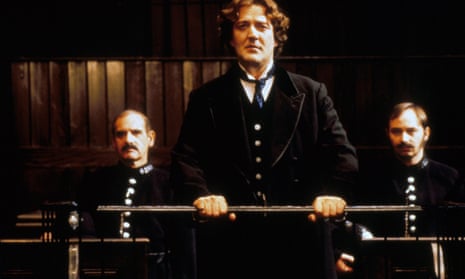 Stephen Fry as Oscar Wilde in Wilde, 1997