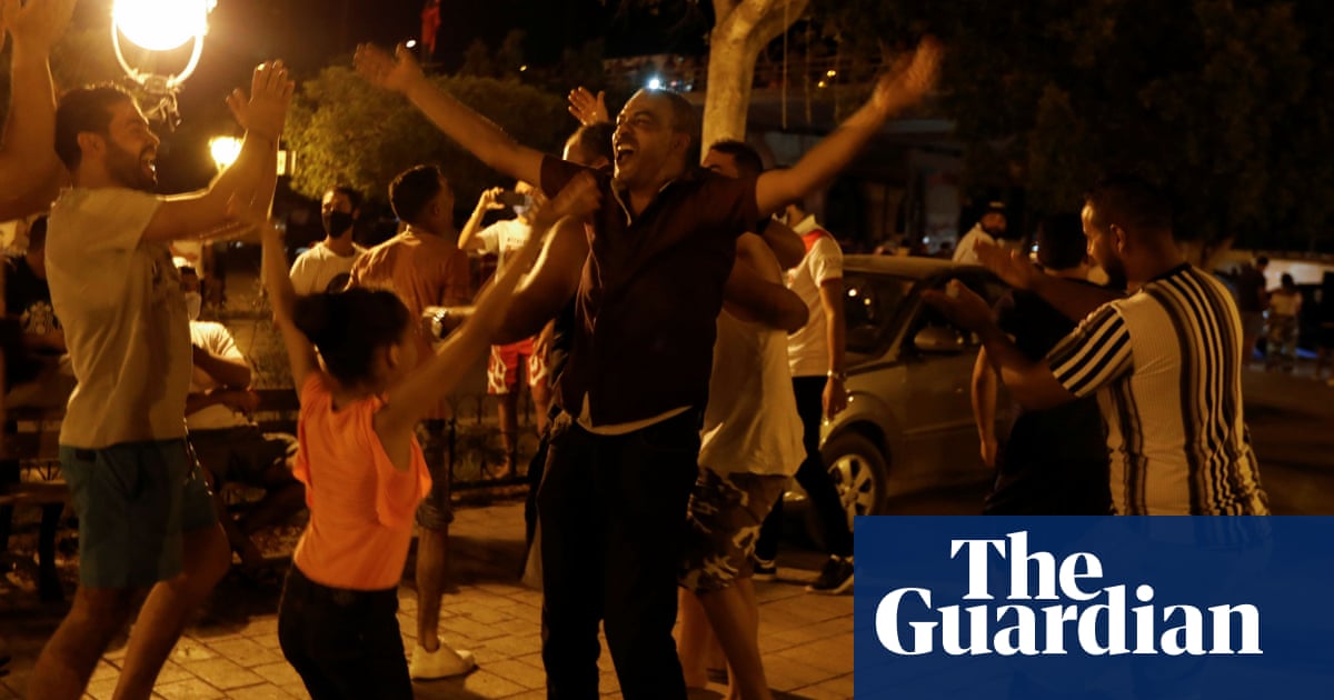 Tunisian president dismisses government, sparking jubilation on streets