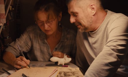 The ceramicists Anya Stasenko and Slava Leontyev at work