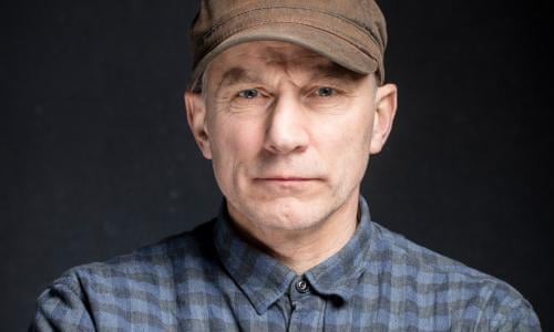 Walls That Pee Back Tackle People Who Urinate In Public World News The Guardian