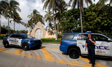 FBI sought national defense documents at Trump's Mar-a-Lago, affidavit shows | Donald Trump | The Guardian
