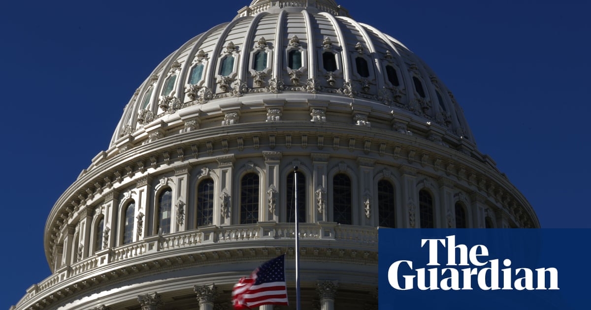 Trump news at a glance: eight Democrats join Republicans to advance funding bill