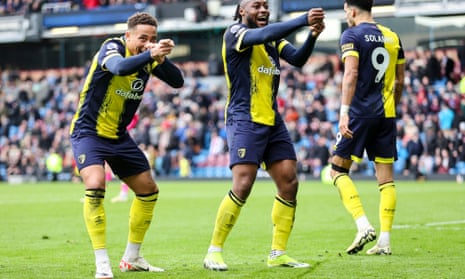 Antoine Semenyo of Bournemouth celebrates with his team-mate Marcus Tavernier