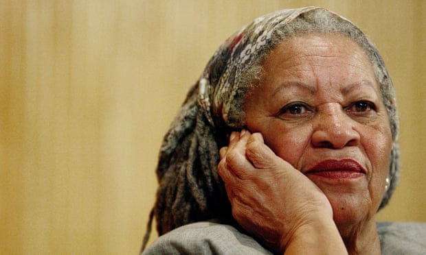 Toni Morrison close up