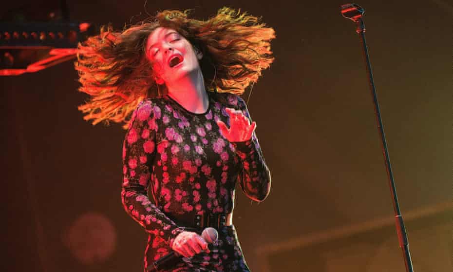 Murdering a stage ... Lorde performing at Glastonbury 2017.
