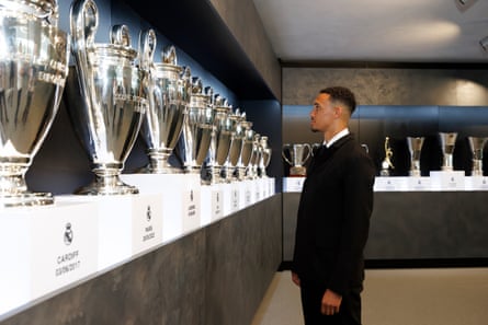 Selling the dream to Trent Alexander-Arnold.