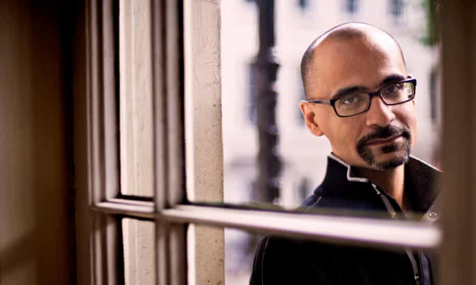 Junot Díaz has been stripped of an order of merit award from 2009.
