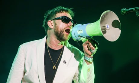 Tantrums of the rich and famous: nine acts that turned on their audience – from Elton to Bieber to Blur