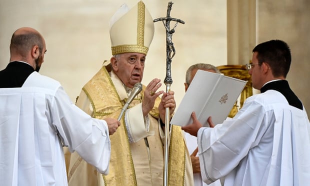 Pope Francis beatifies his predecessor Paul I | Catholicism | The Guardian