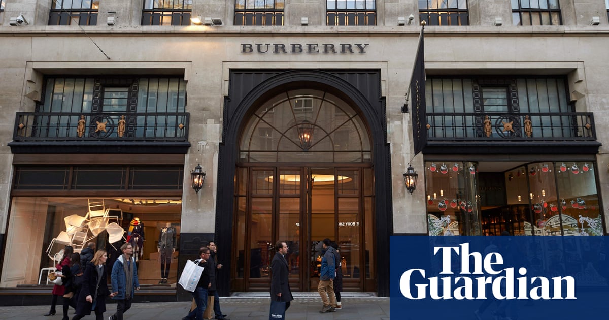 Burberry reports slow sales growth as Covid impact persists