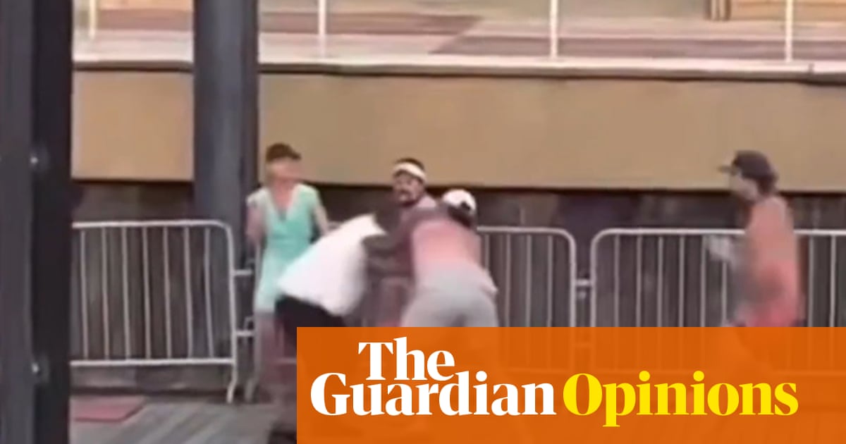 Scuba Gooding Jr and the Riverboat Rumble: why Alabama brawl memes have ...