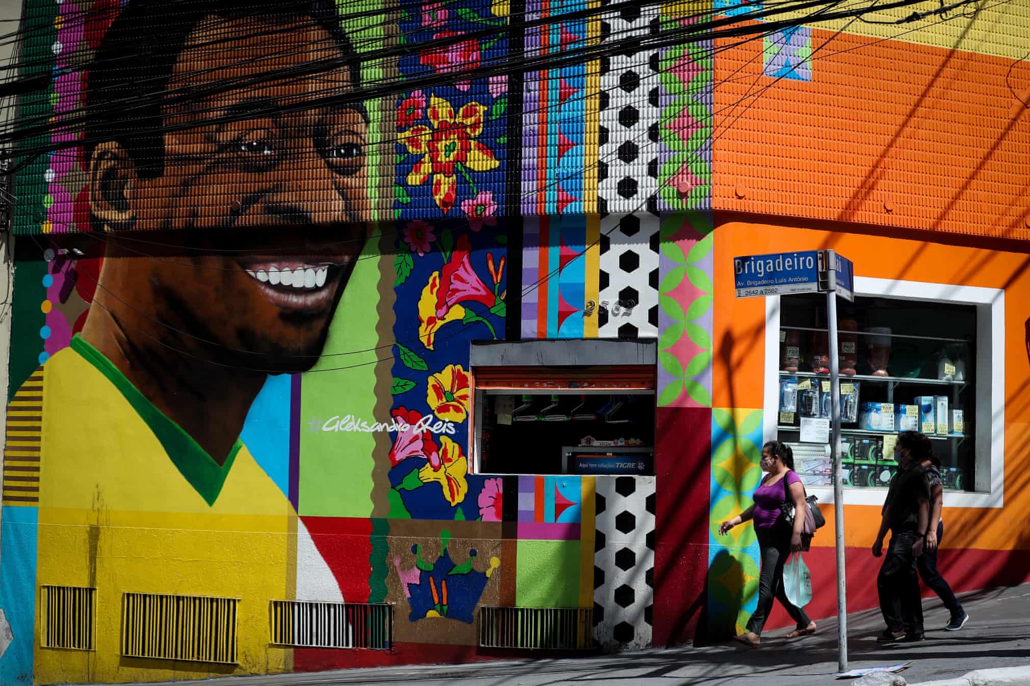 Image: https://i.guim.co.uk/img/media/f10580b3dc55a373dad8076c41b7a03ba1277043/0_0_3750_2500/master/3750.jpg?width=1010&quality=45&auto=format&fit=max&dpr=2&s=837f7d6e573265ad823184a7257f502b