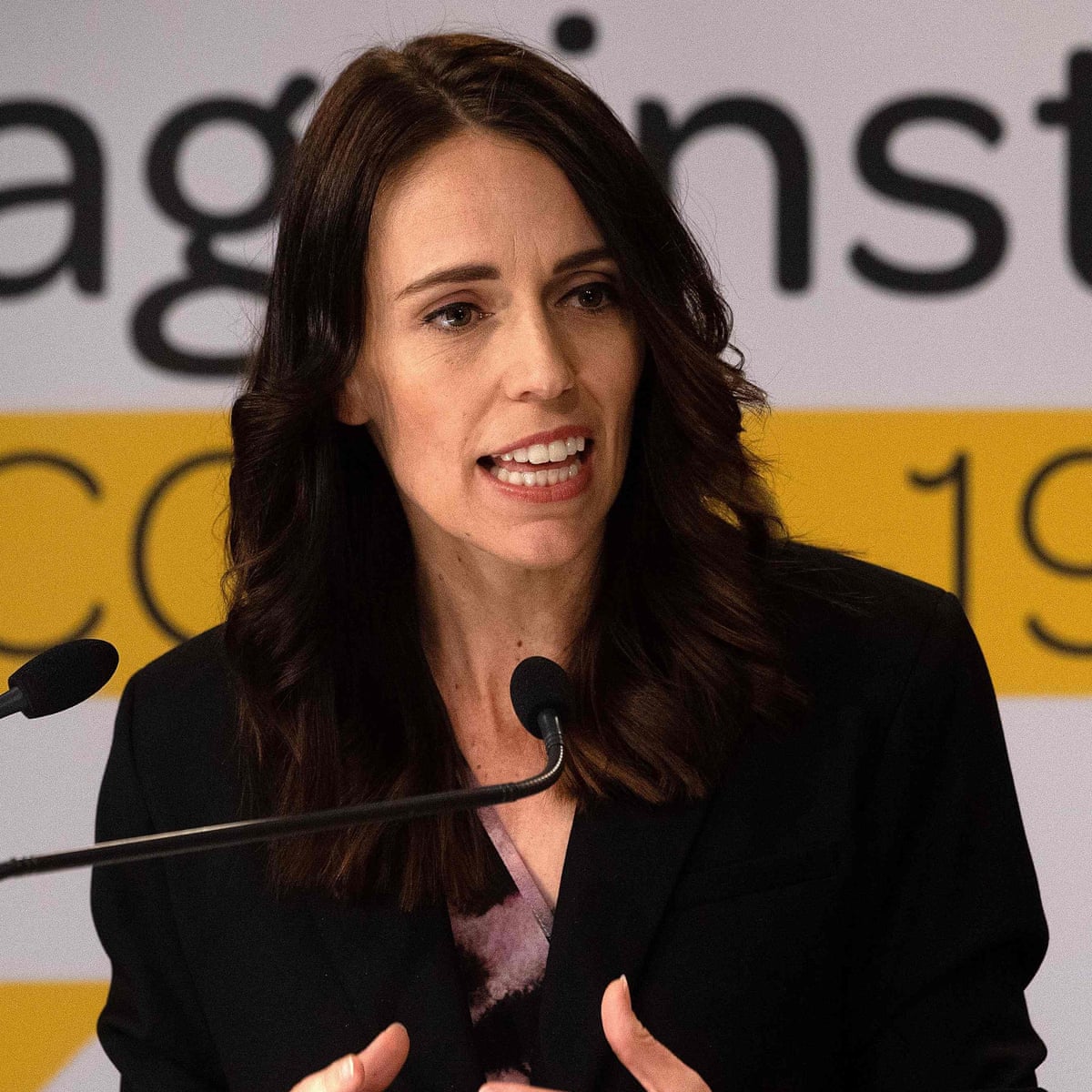 Jacinda Ardern Asks For Coronavirus Relief For New Zealanders Banned From Australia S Welfare World News The Guardian