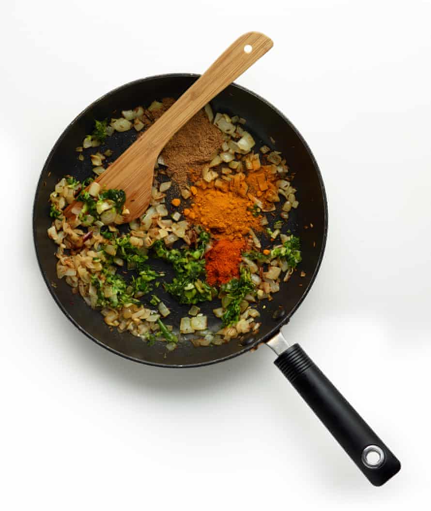 Felicity Cloake’s chana masala stage 5: add spices.