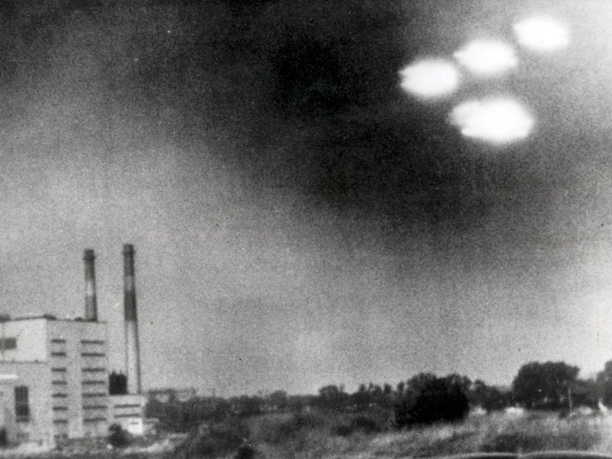 Italian researcher shares evidence files of secret 'first' UFO crash in  Italy