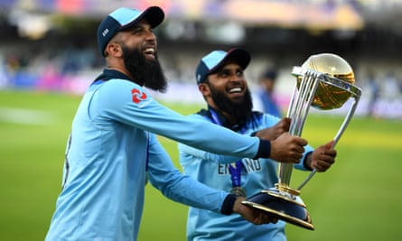 Moeen Ali (left) and Rashid celebrate together after winning the Cricket World Cup in 2019