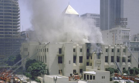 Smoke engulfs the Los Angeles Public Library in the 1986 fire that destroyed 400,000 books