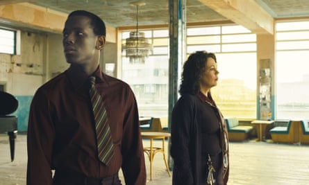 Olivia Colman and Micheal Ward in Empire of Light.