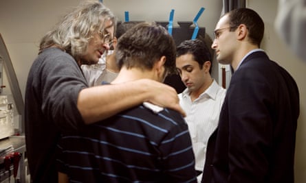 Paul Greengrass ( left) and Khalid Abdalla (right) on set on United 93.