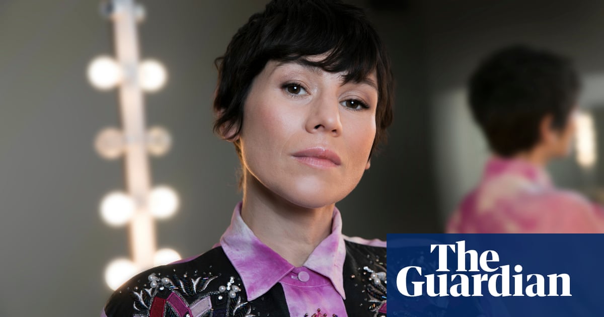 'This is war': actor Yael Stone gives up US green card and will now live in Australia to fight climate change - The Guardian