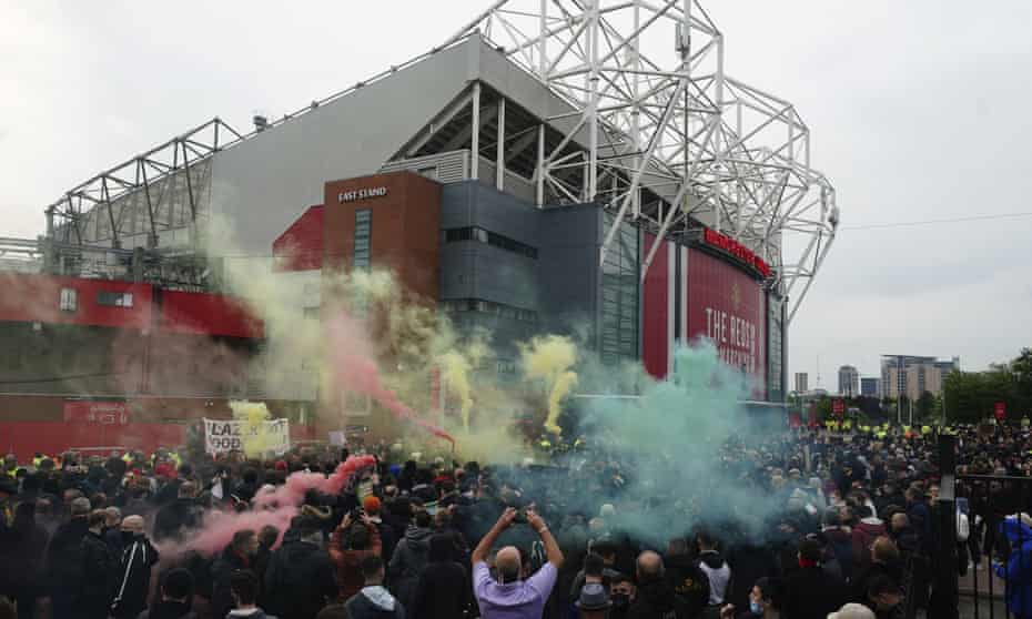 Manchester United fans staged a protest against the Glazer family's ownership before Norwich match