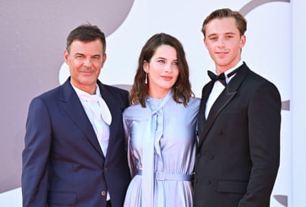 François Ozon, Rebecca Marder, Benjamin Voisin on the red carpet