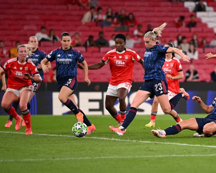 Arsenal enjoy their Lisbon return as Mead and Russo see off Benfica in WCL