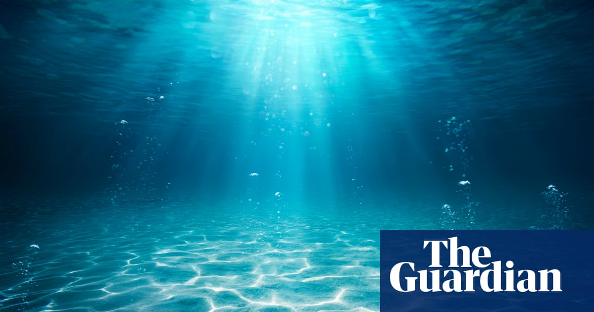 Geologists use earthquake waves to reveal anomalies deep under Pacific