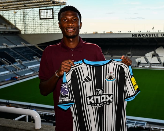 Newcastle sign Aladji Bamba in £34m deal from Monaco to boost midfield options