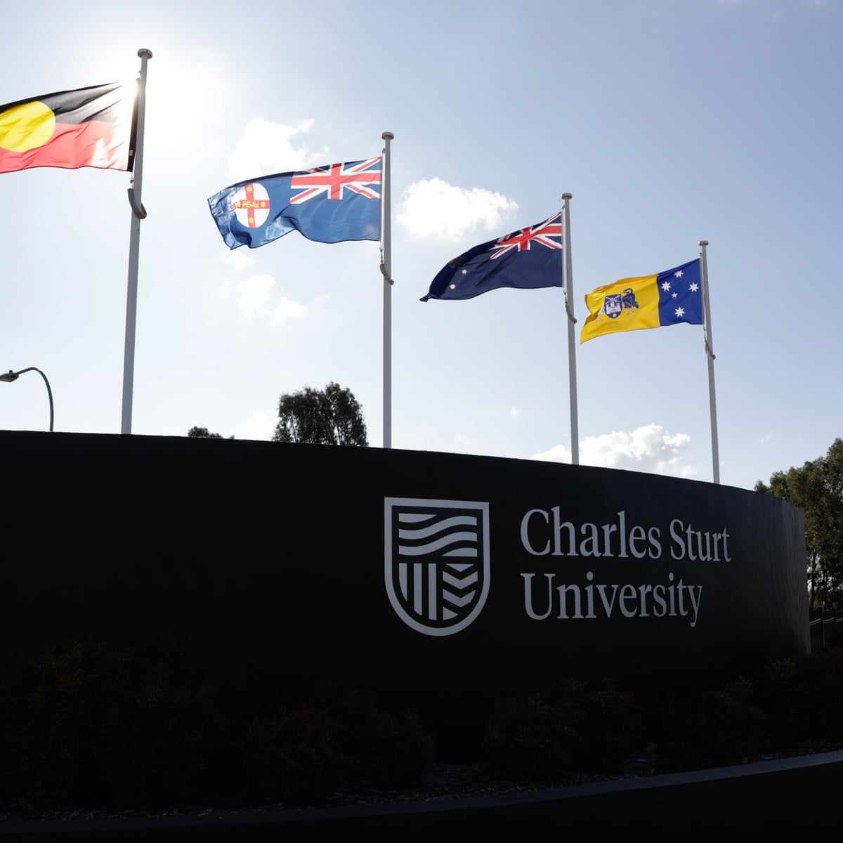 Australia To Restart Granting Visas To International Students To Lift Struggling University Sector Australian Universities The Guardian
