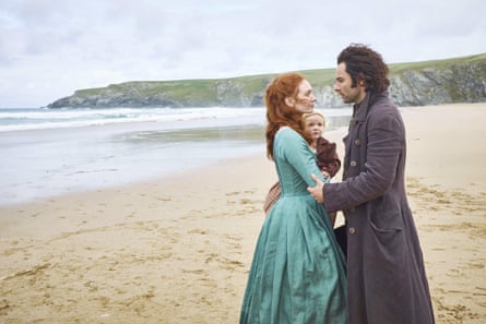 UK. Aidan Turner and Eleanor Tomlinson in the 2018 production of the drama ‘Poldark’ - season