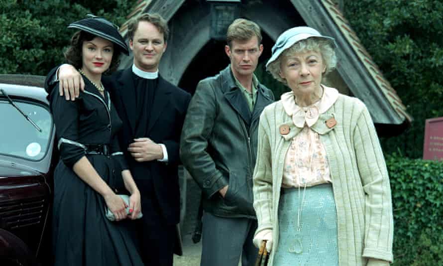 Geraldine McEwan (far right) as Miss Marple in the 2004 ITV adaptation of Murder at the Vicarage.