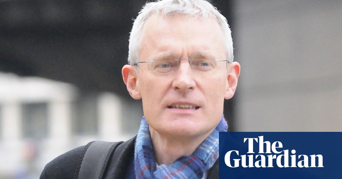 Jeremy Vine ‘unnerved’ after home targeted by anti-vaccine protesters