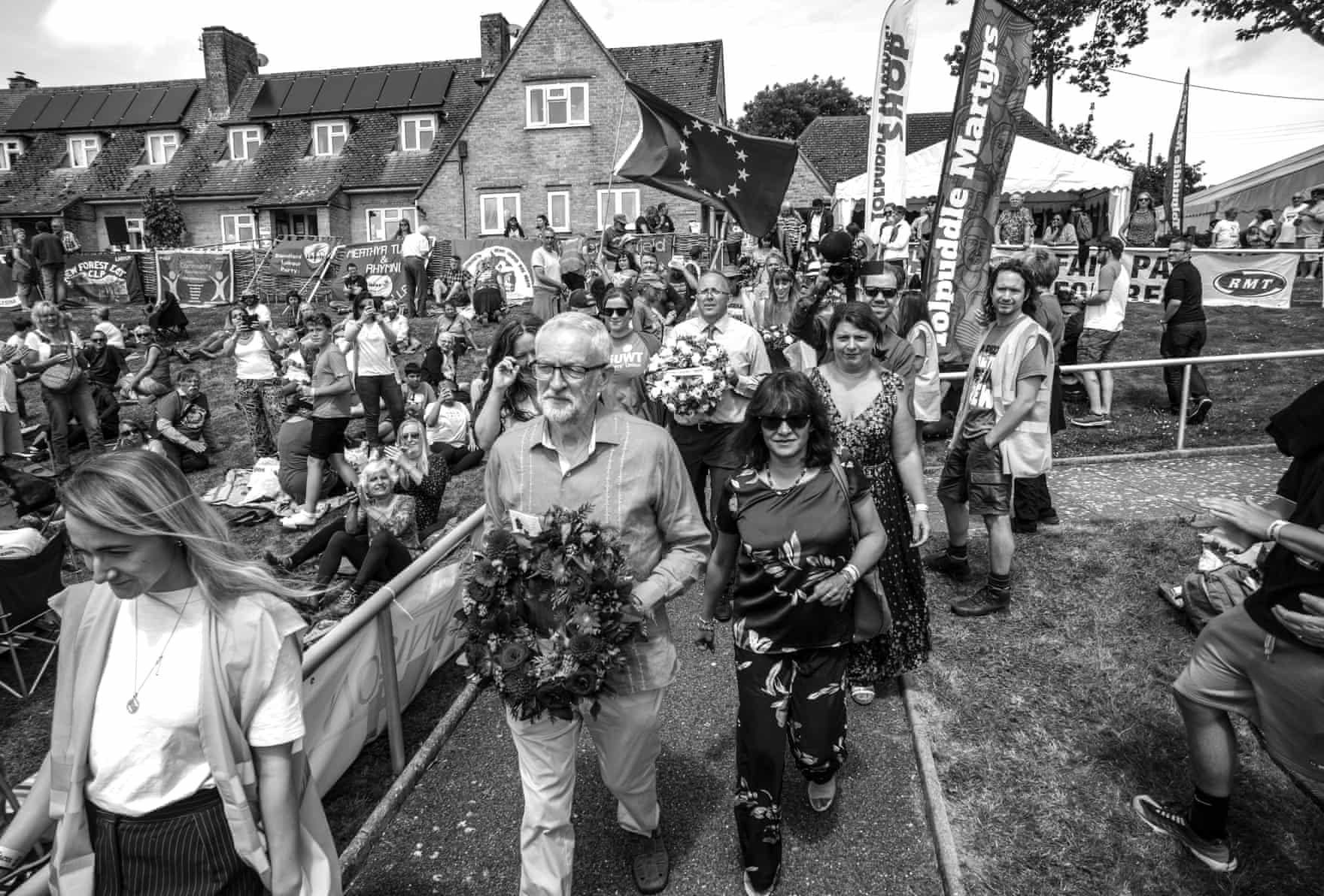 https://i.guim.co.uk/img/media/f1c7debd2ef56335e1fa535fbe56e9a6dd49e20c/71_0_5897_3992/master/5897.jpg?width=880&quality=45&auto=format&fit=max&dpr=2&s=90861edb72057b5af413f4b1a569dbff https://i.guim.co.uk/img/media/f1c7debd2ef56335e1fa535fbe56e9a6dd49e20c/71_0_5897_3992/master/5897.jpg?width=880&quality=45&auto=format&fit=max&dpr=2&s=90861edb72057b5af413f4b1a569dbff