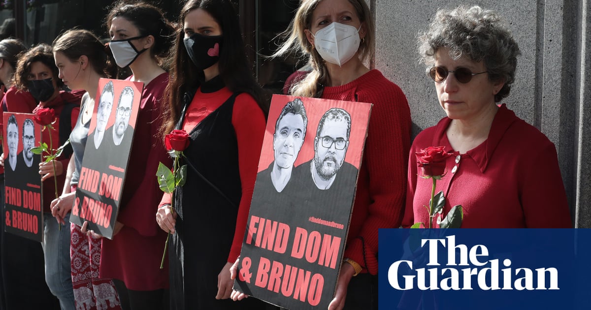 Dom Phillips: editors around world urge Bolsonaro to do more to find missing journalist