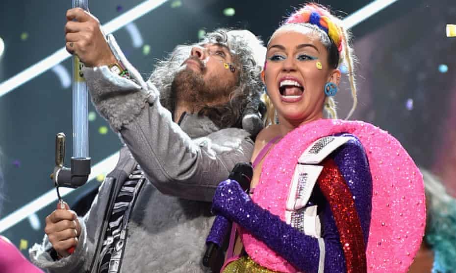 Twerk on: Miley Cyrus performs Dooo It! with Wayne Coyne at the MTV Video Music awards.
