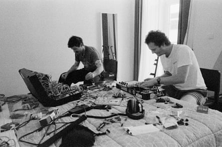Joey Walker and Stu Mackenzie building Nathan in Lisbon.