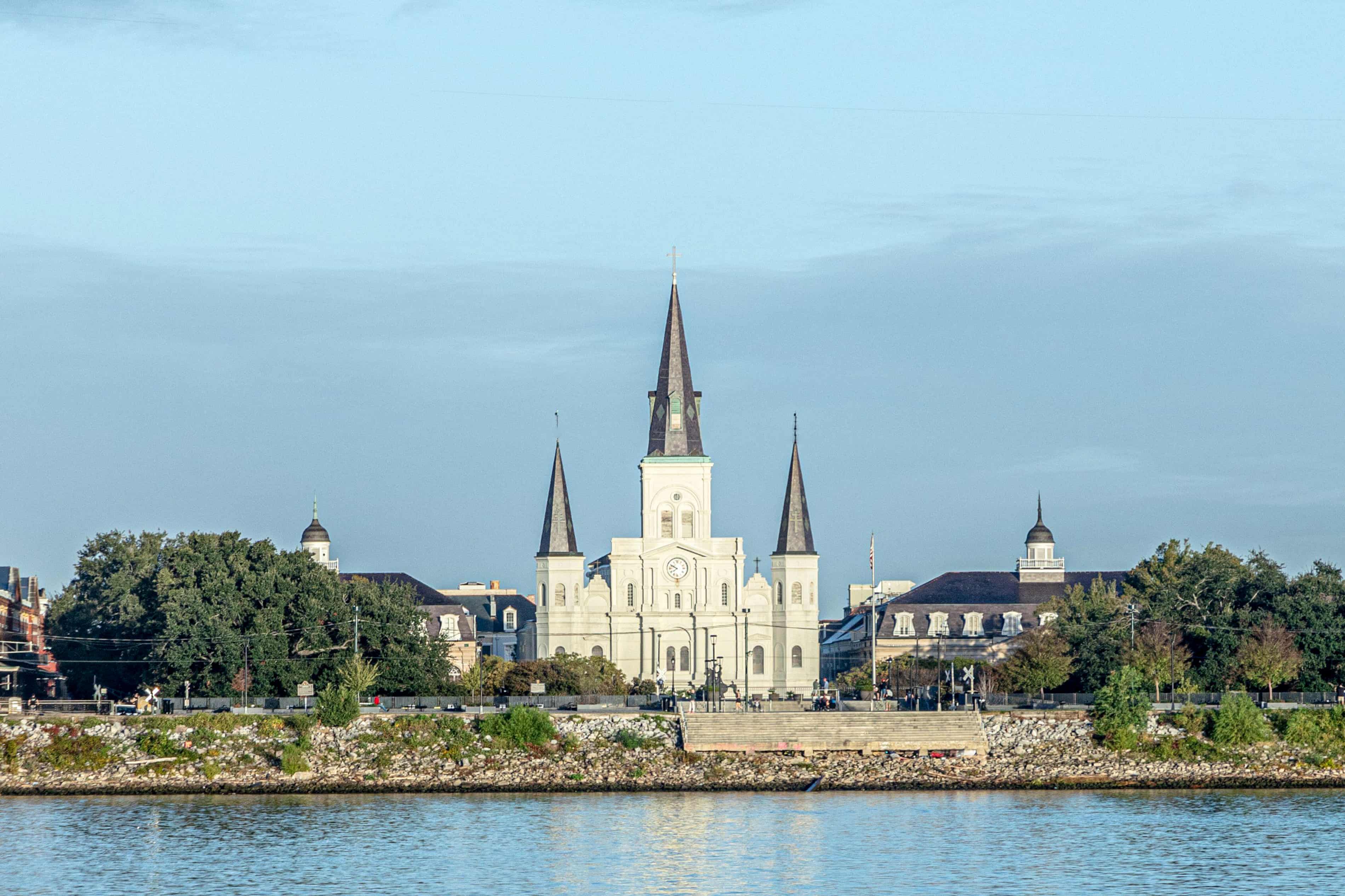 Volunteer with key role in New Orleans church bankruptcy admits to stunning lack of qualifications (theguardian.com)