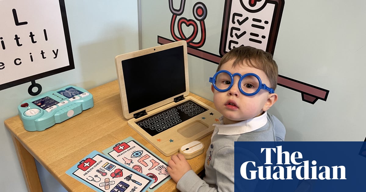 A boy who taught himself to read and count – including in Mandarin – while playing on his tablet has become the UK’s youngest member of Mensa. T