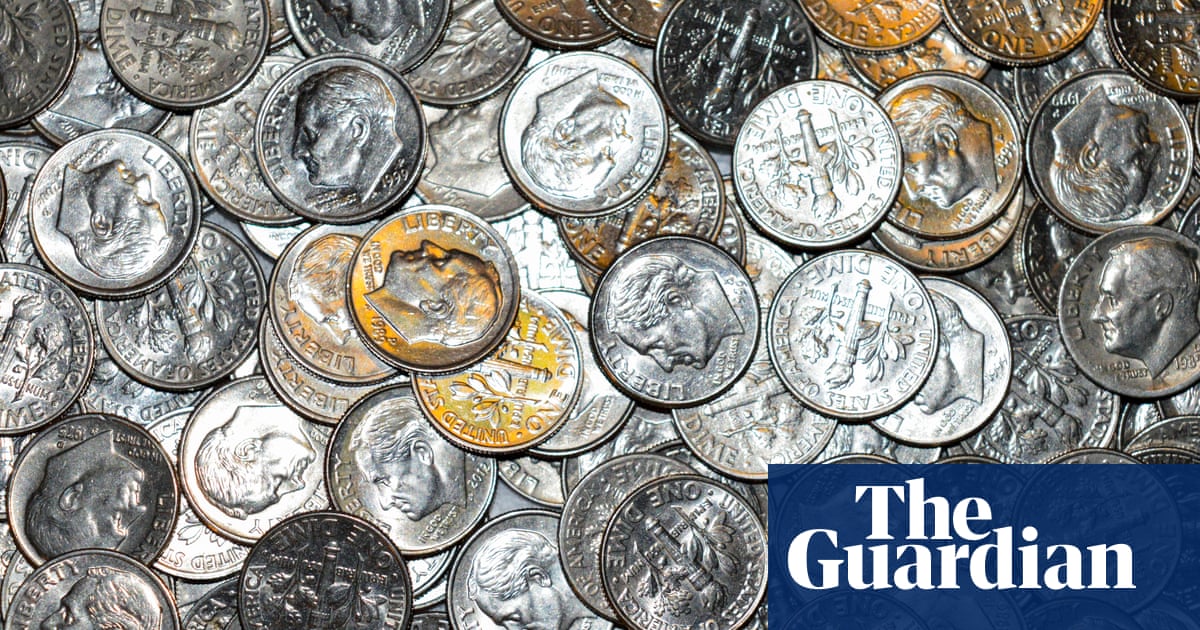 Coin flip: 8m freshly minted dimes spilled on US highway after truck crash