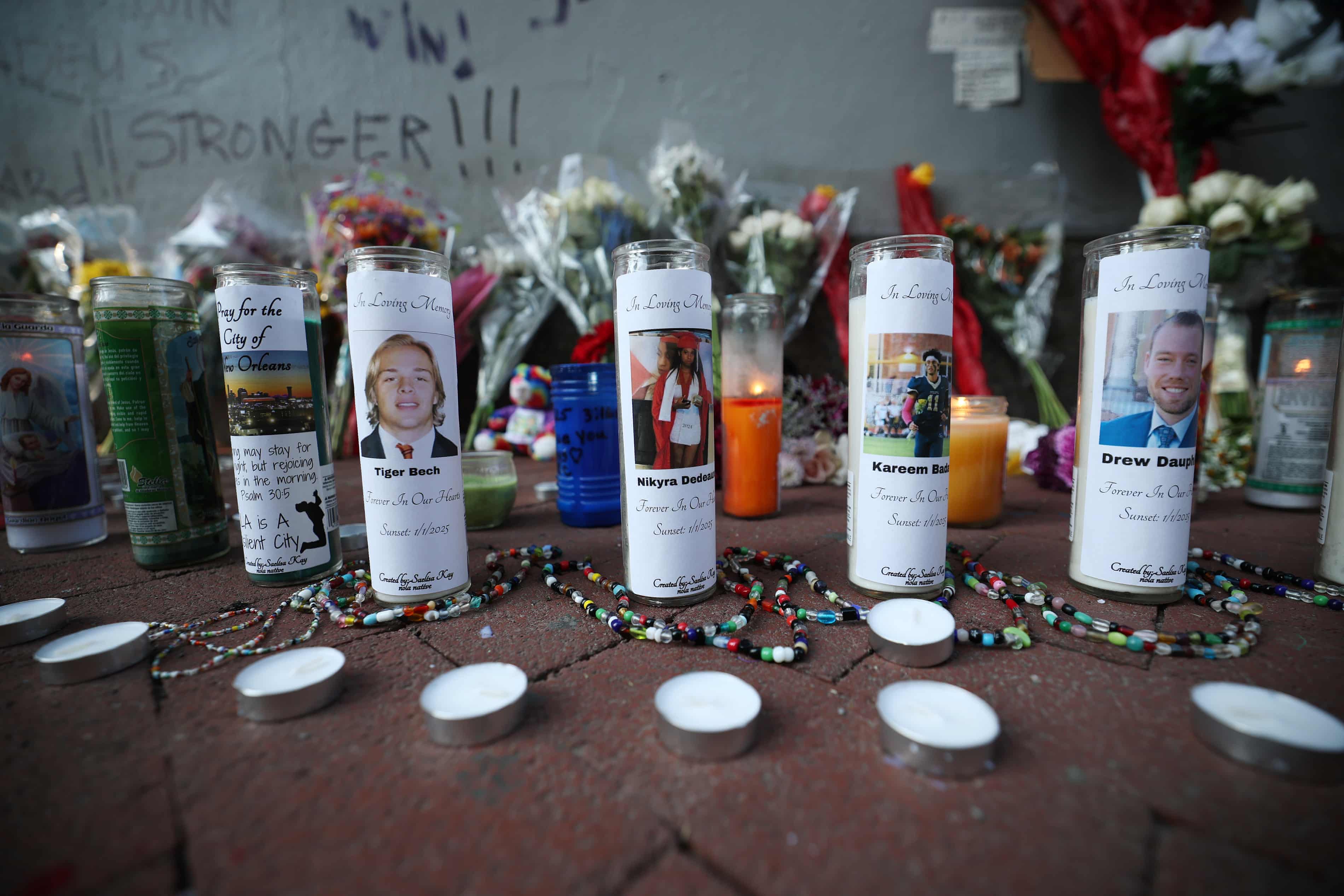 Role of US servicemen in acts of extremist violence under scrutiny (theguardian.com)